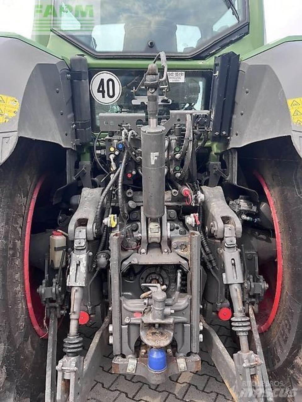 Fendt 828 Traktorer