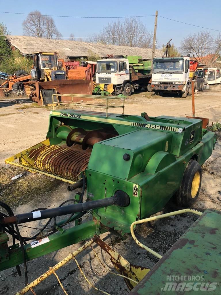 John Deere 459 Fyrkantspressar