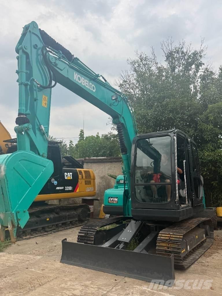 Kobelco SK 75 Midigrävmaskiner 7t - 12t