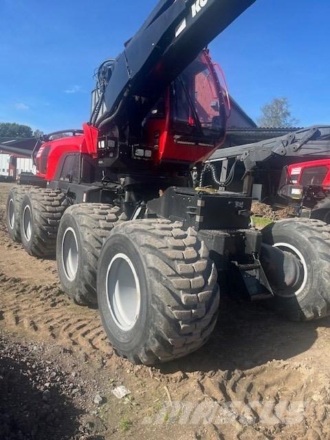 Komatsu 931 XC Harvesters