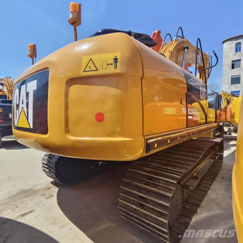 CAT 320 D Bandgrävare