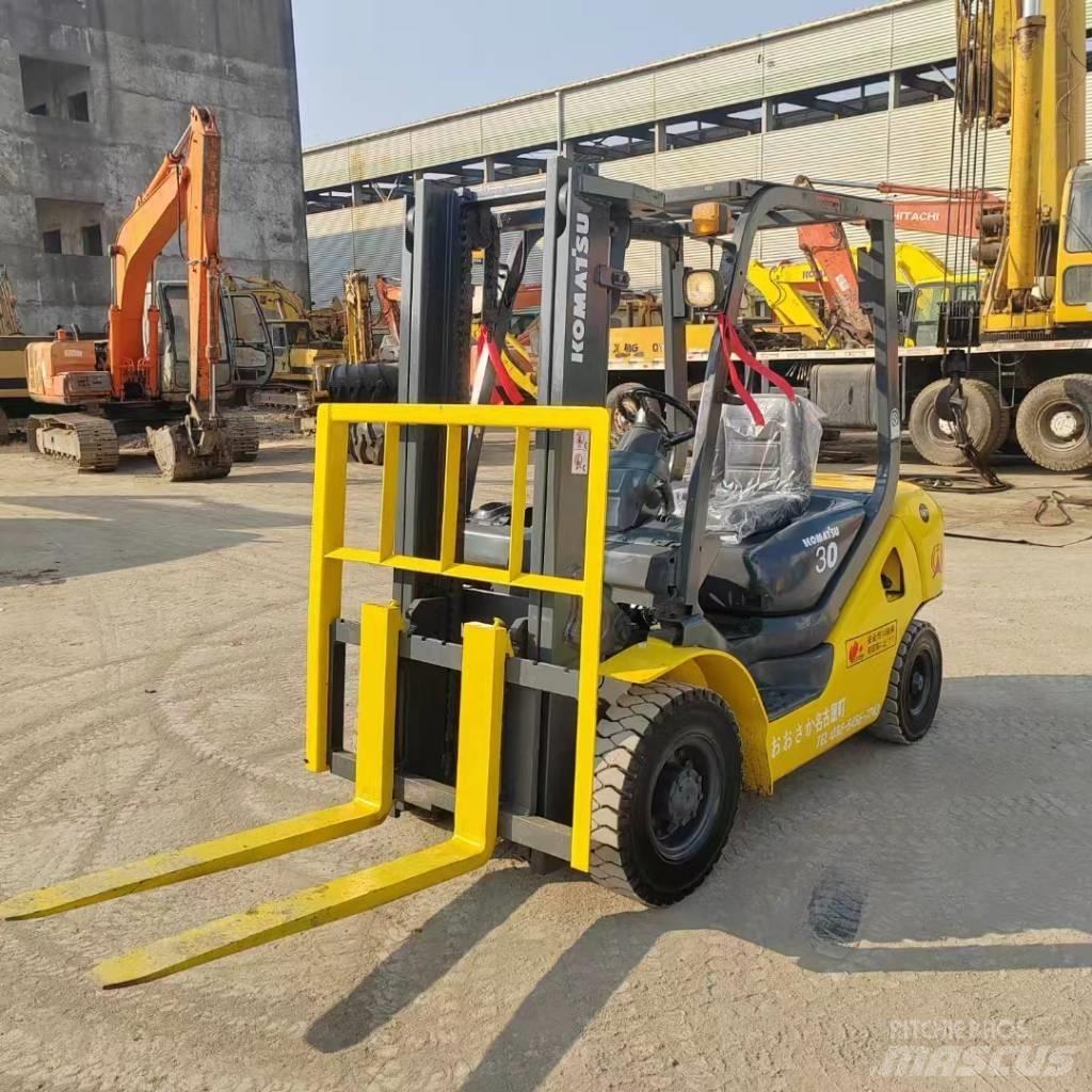 Komatsu FD 30 Dieselmotviktstruckar