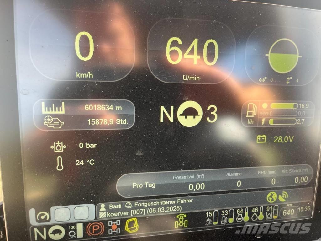 Komatsu 951 Skördare