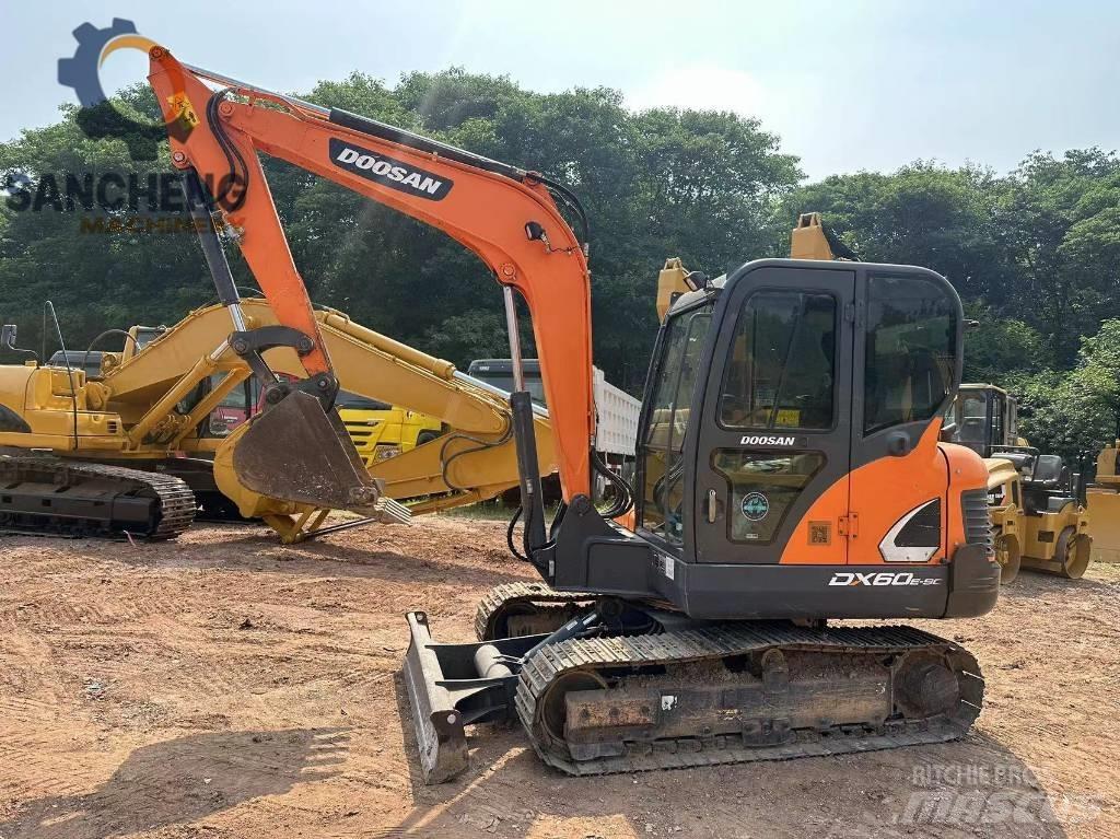 Doosan DX 60 Minigrävare < 7t