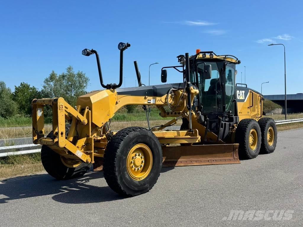 CAT 140M Väghyvlar
