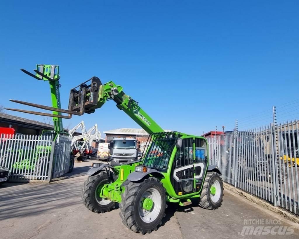 Merlo TF 33.7 Teleskoplastare