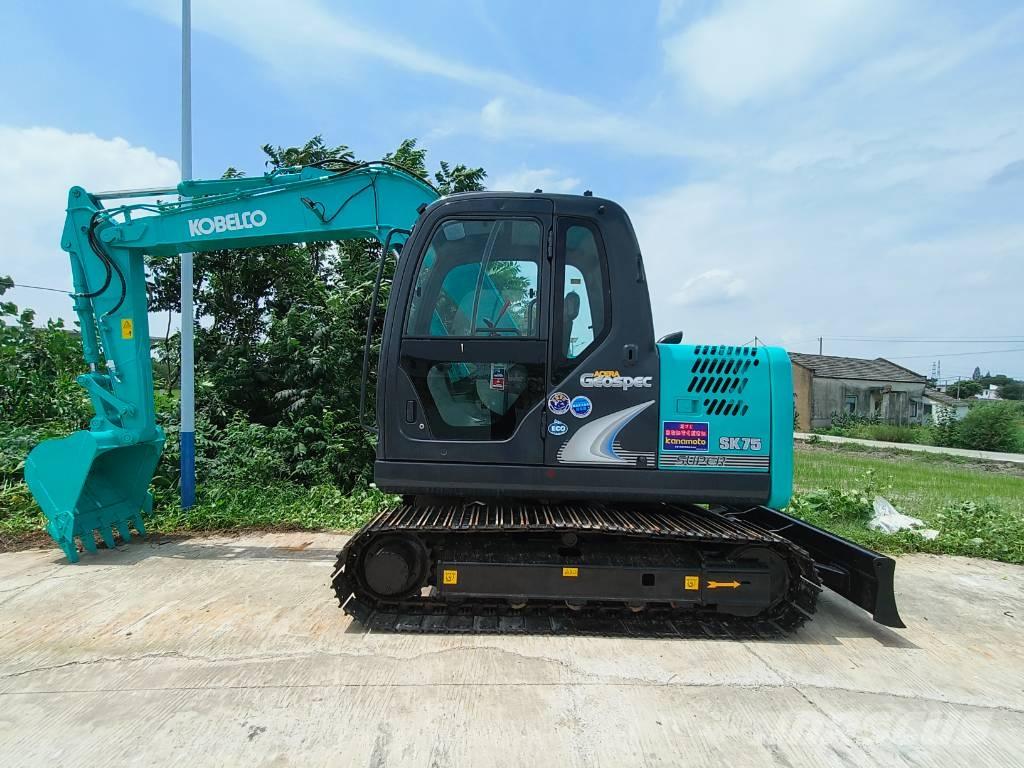 Kobelco SK 75 Bandgrävare