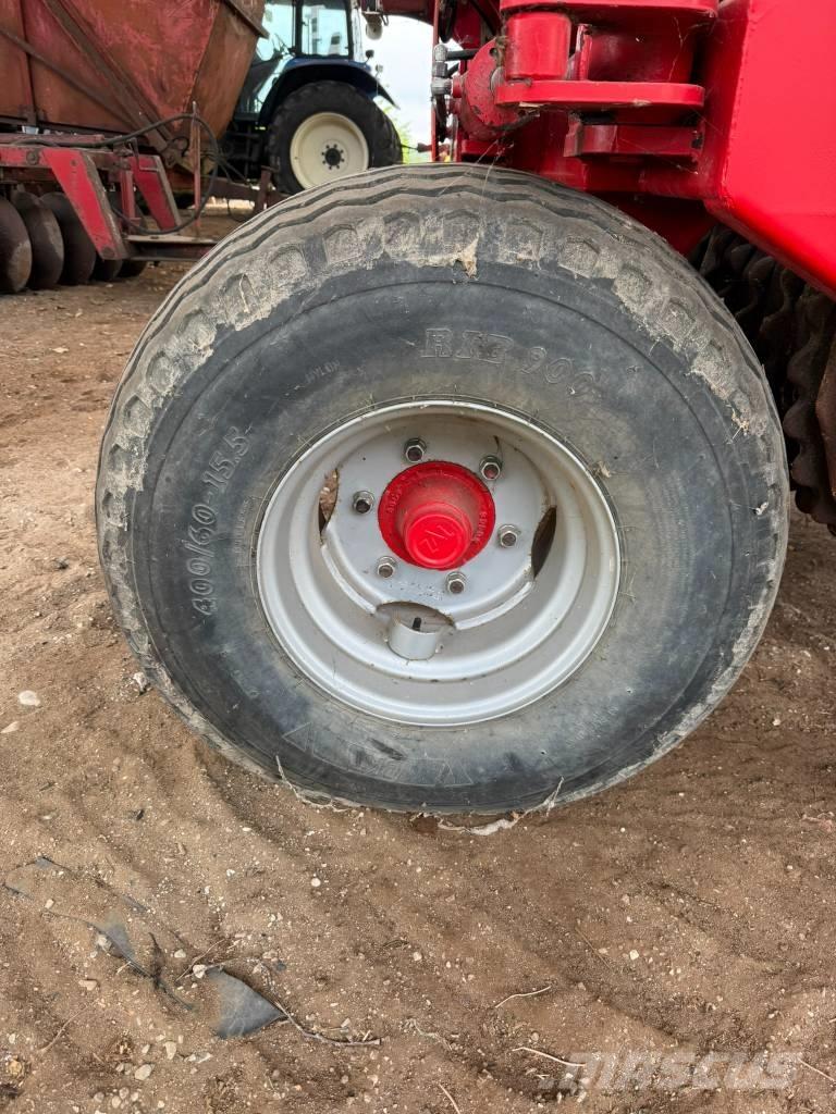 He-Va Rolls 950 Vältar