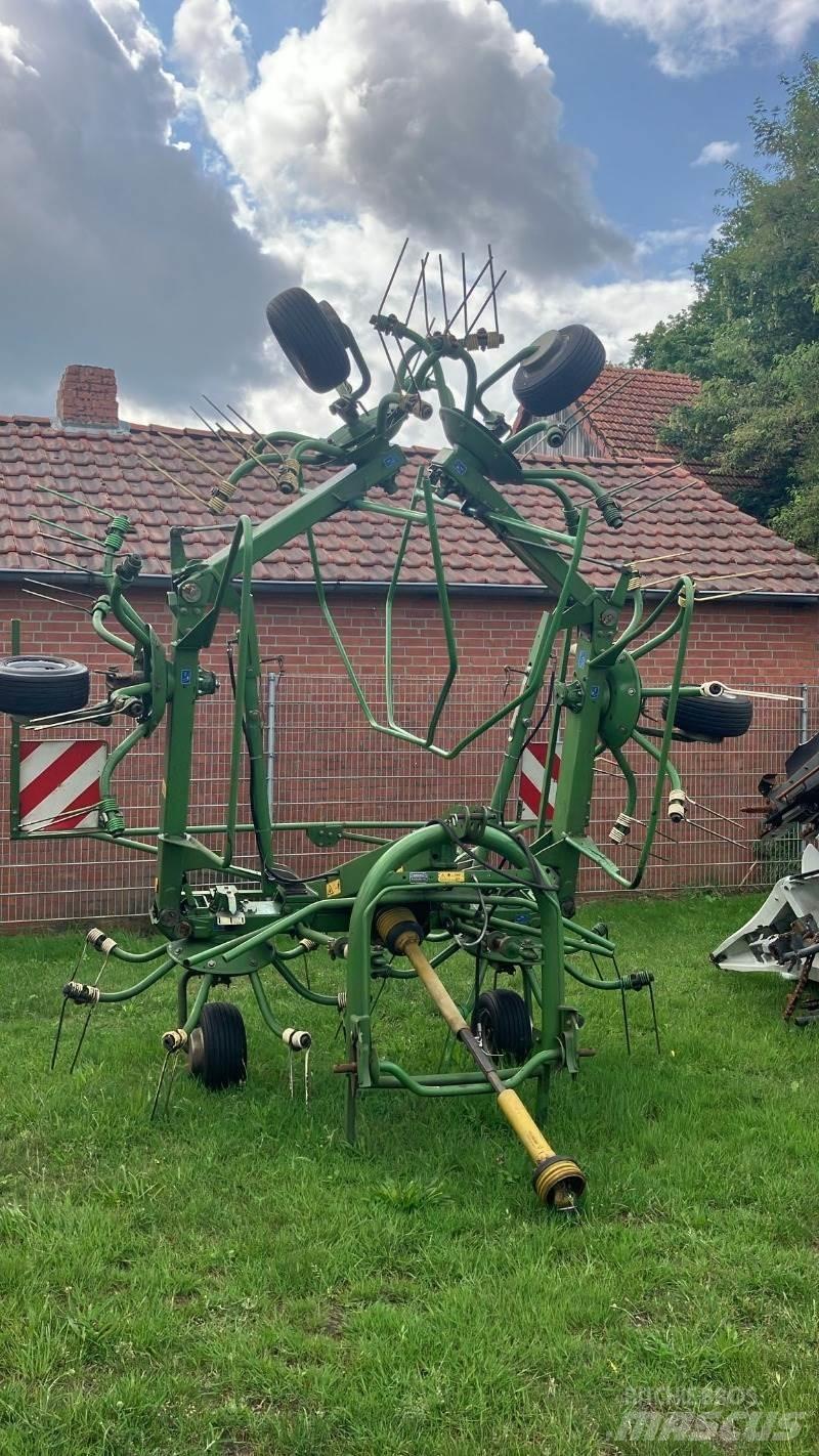 Krone KW 7.70 6x7 Vändare och luftare