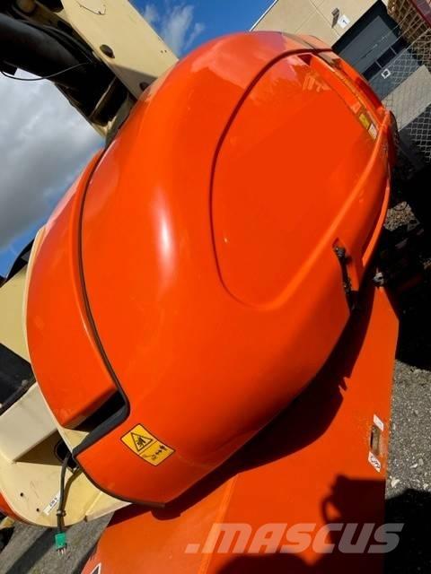 JLG 860 SJ Teleskop bomliftar