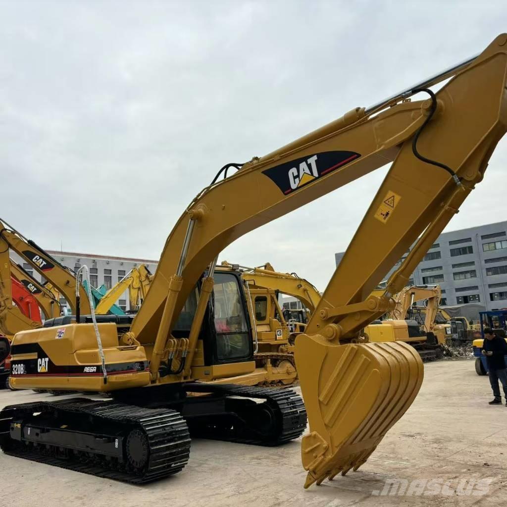 CAT 320BL Bandgrävare