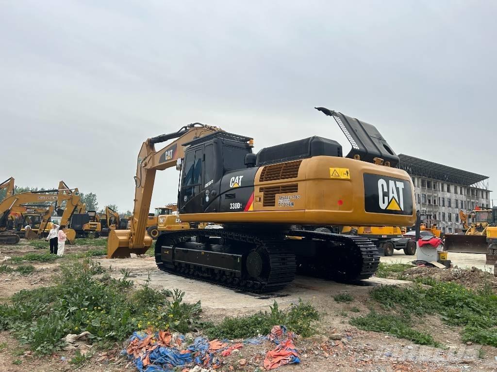 CAT 330D2 Bandgrävare