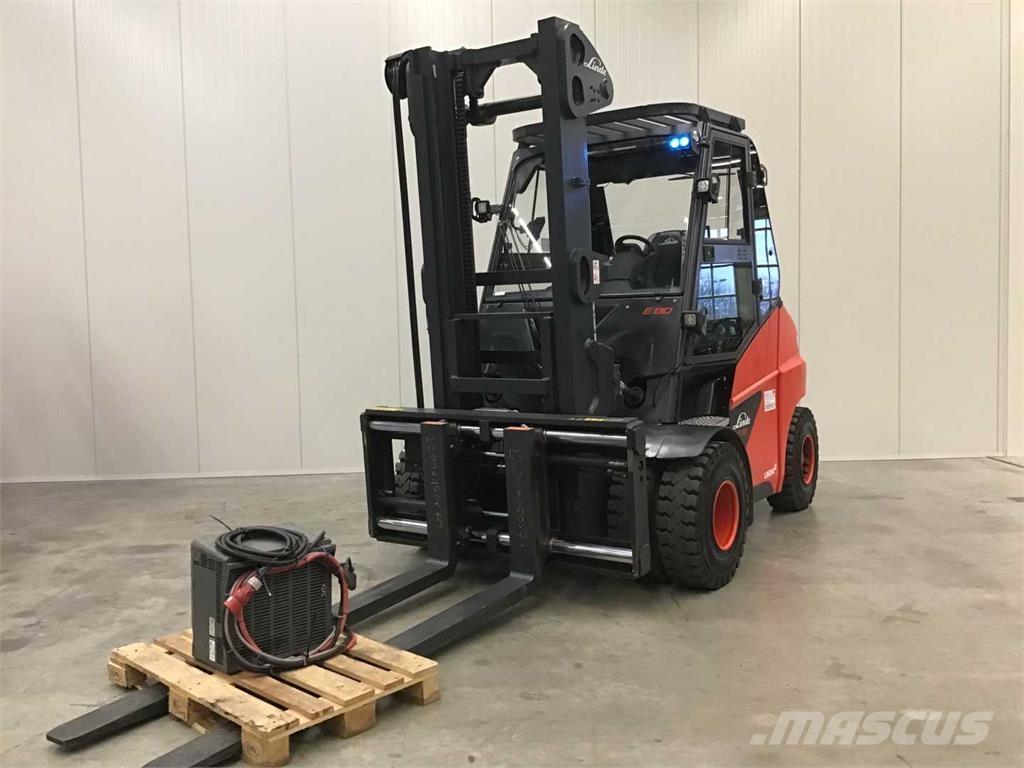 Linde E80 Elmotviktstruckar