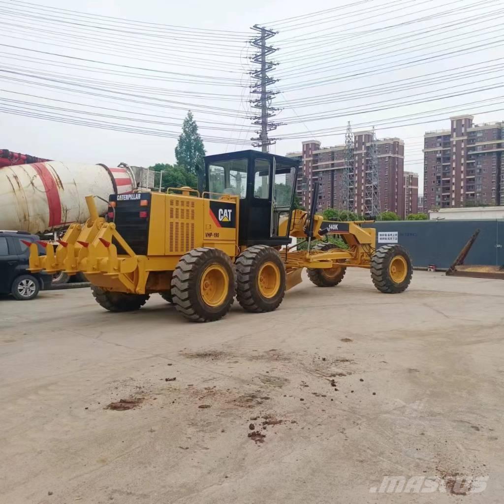 CAT 140 H Väghyvlar