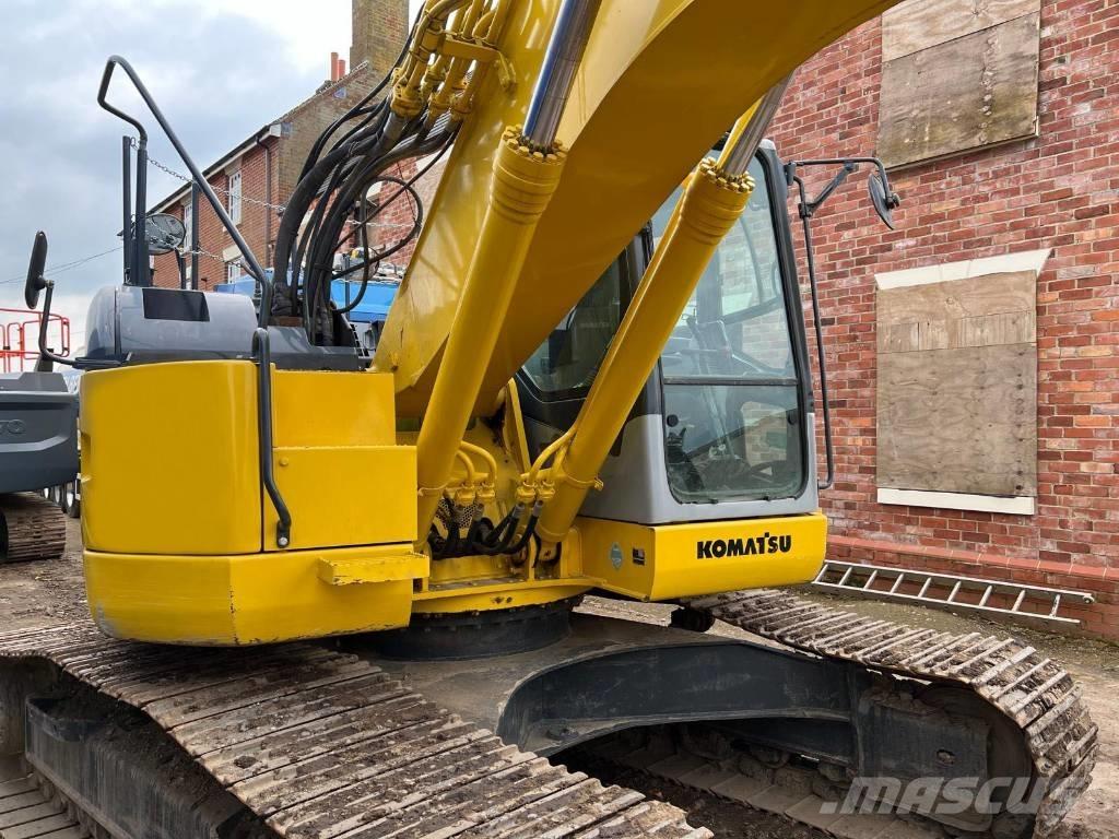 Komatsu PC 228 USLC Bandgrävare