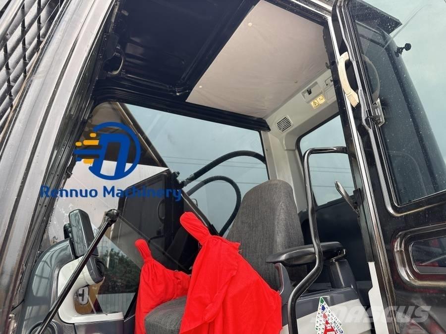 CAT 320 D2L Bandgrävare