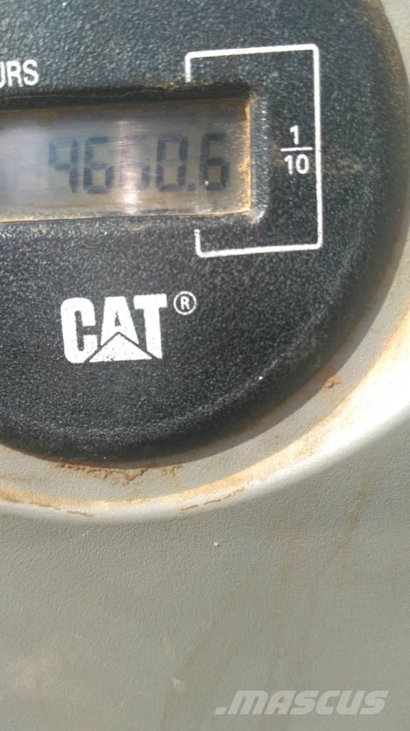 CAT 336 F L Bandgrävare