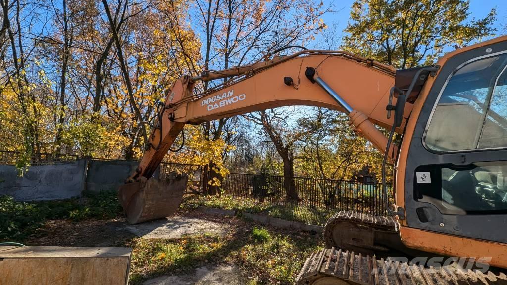 Doosan DX 340 LC Bandgrävare