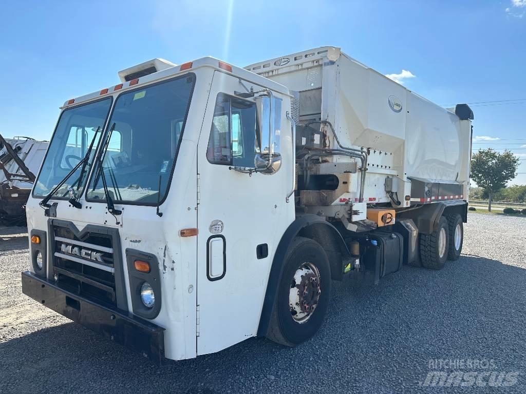 Mack LEU613 Sopbilar
