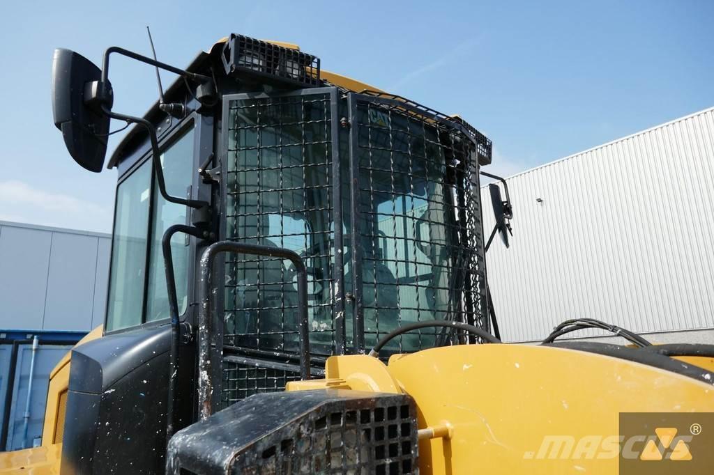 CAT Cab guards Hytter och interiör