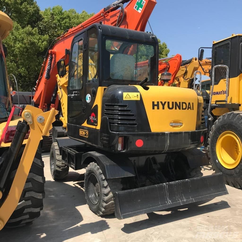 Hyundai 60 W Hjulgrävare