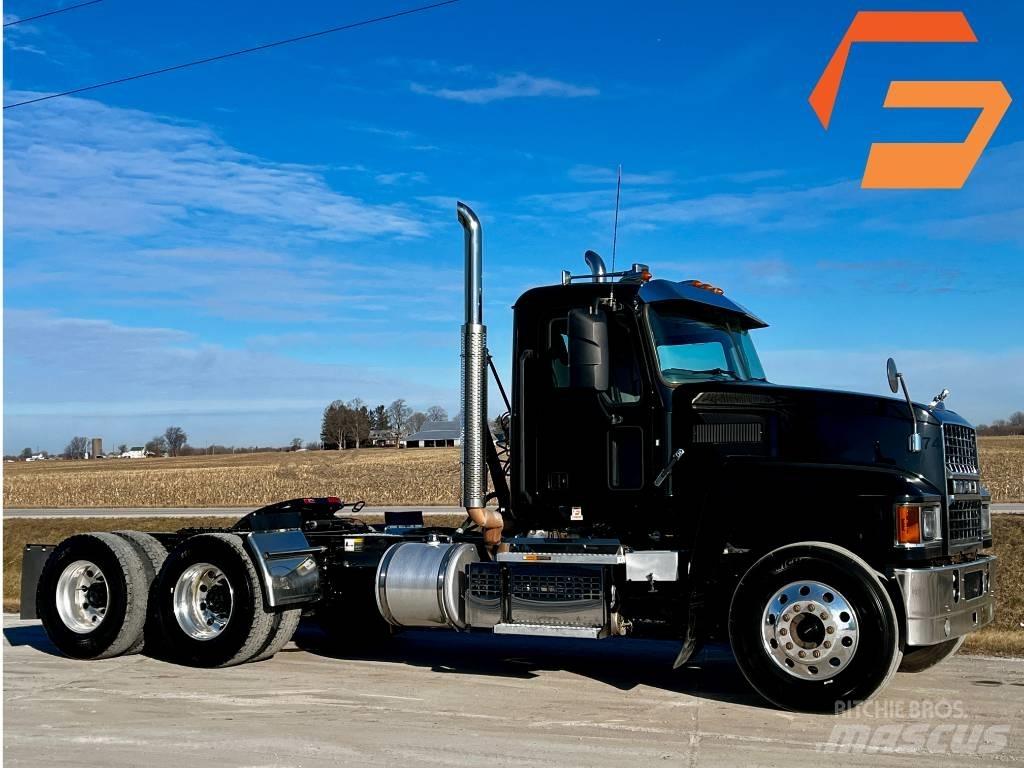 Mack Pinnacle Dragbilar