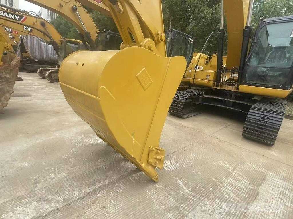 CAT 2021 CAT 323Gx Hjulgrävare