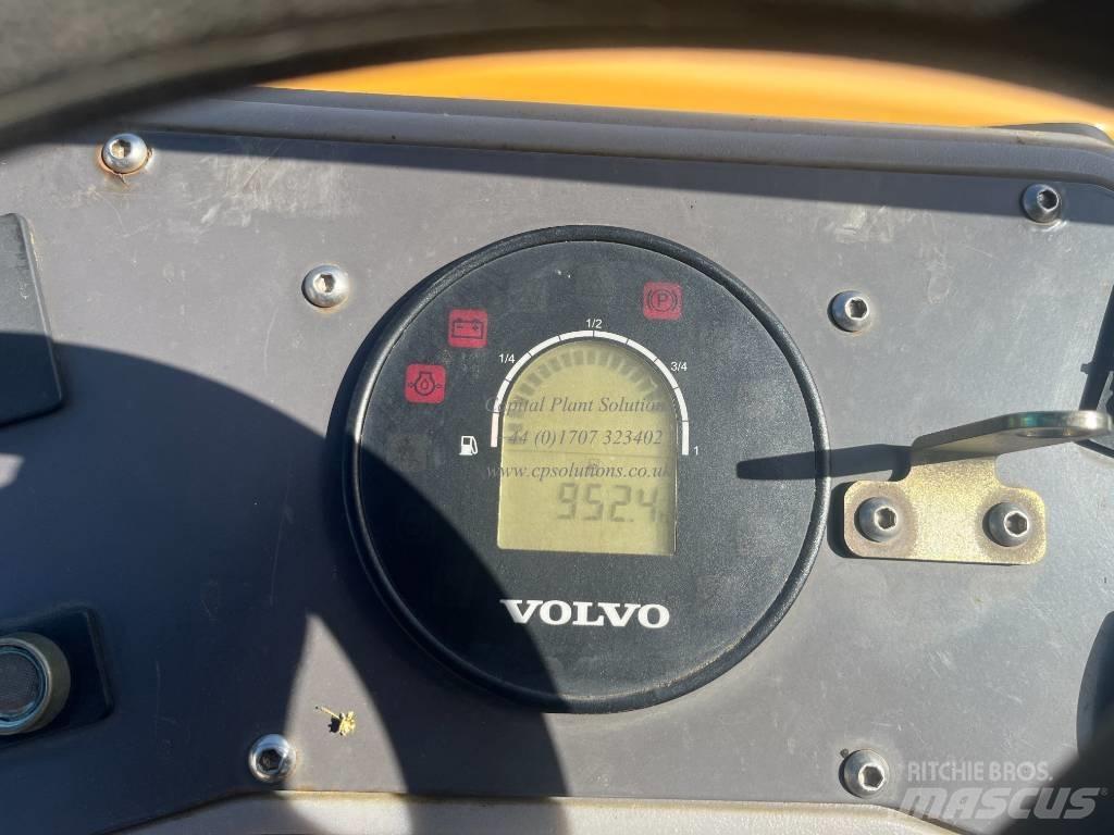 Volvo DD 25 B Tvåvalsvältar