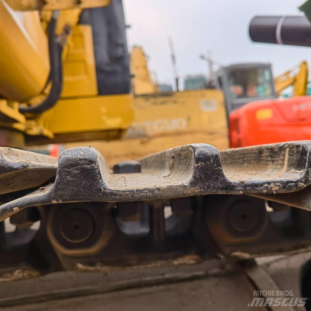 CAT 320 B Bandgrävare