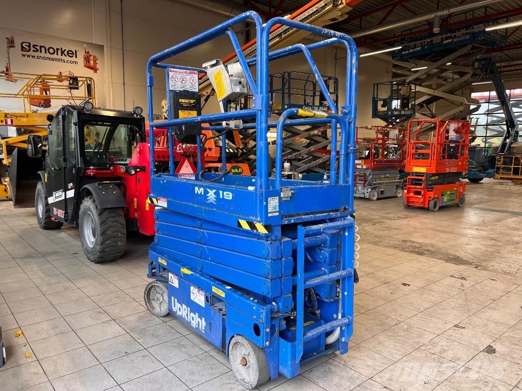 UpRight MX19 Saxliftar