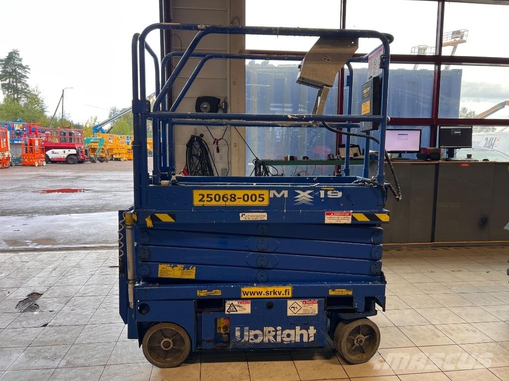 UpRight MX19 Saxliftar