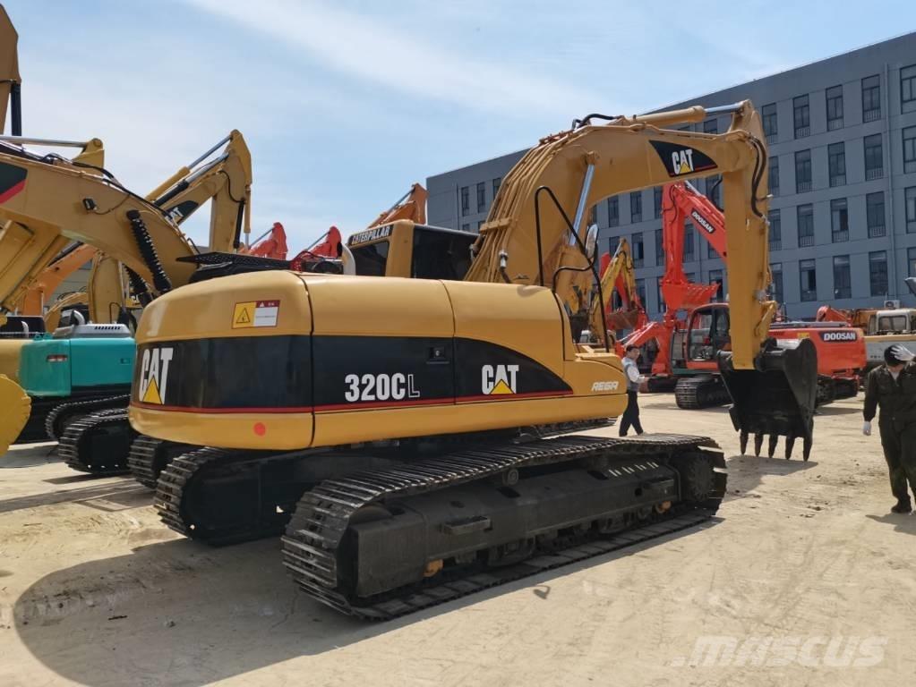 CAT 320 C L Bandgrävare