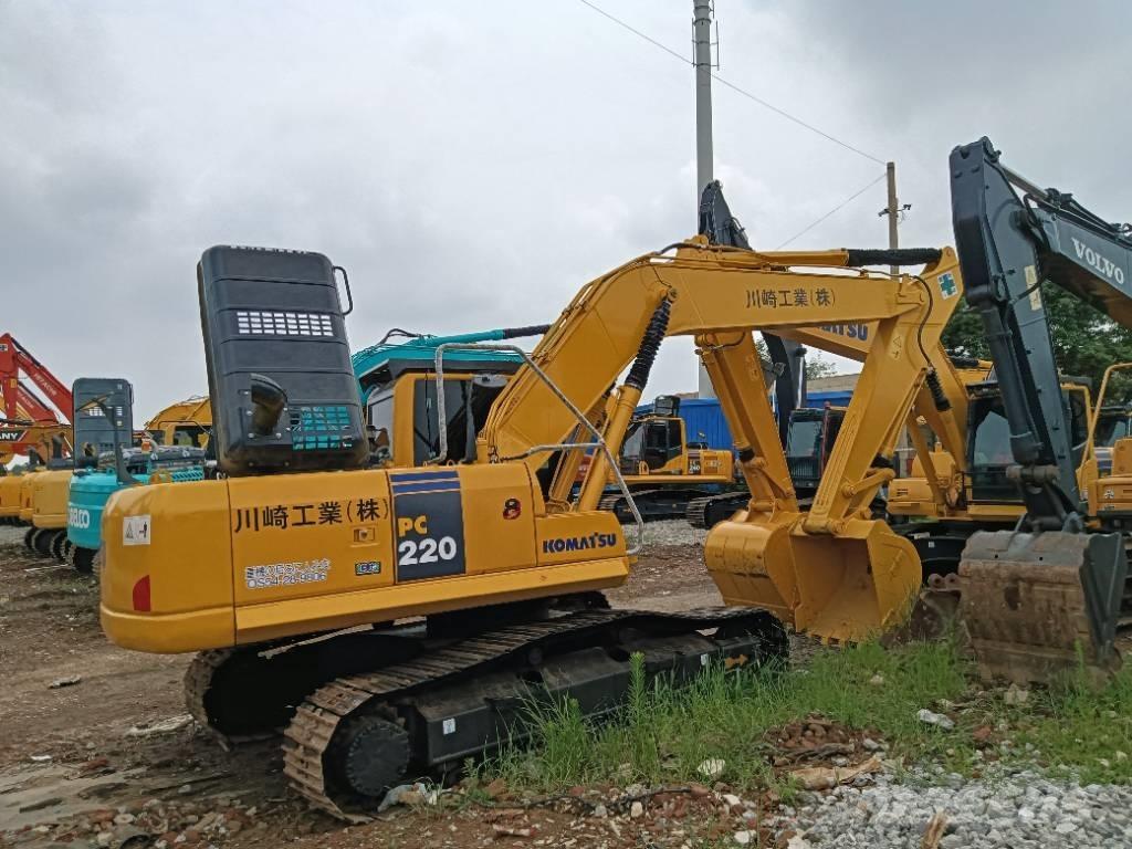 Komatsu PC 220-8 Bandgrävare