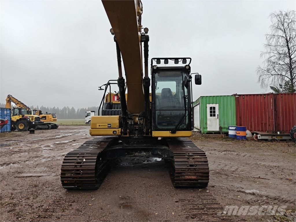 CAT 320 Bandgrävare