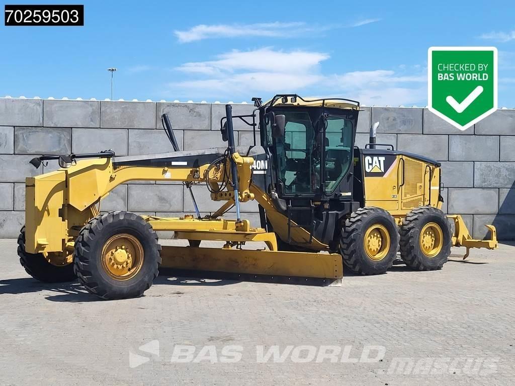 CAT 140M Väghyvlar