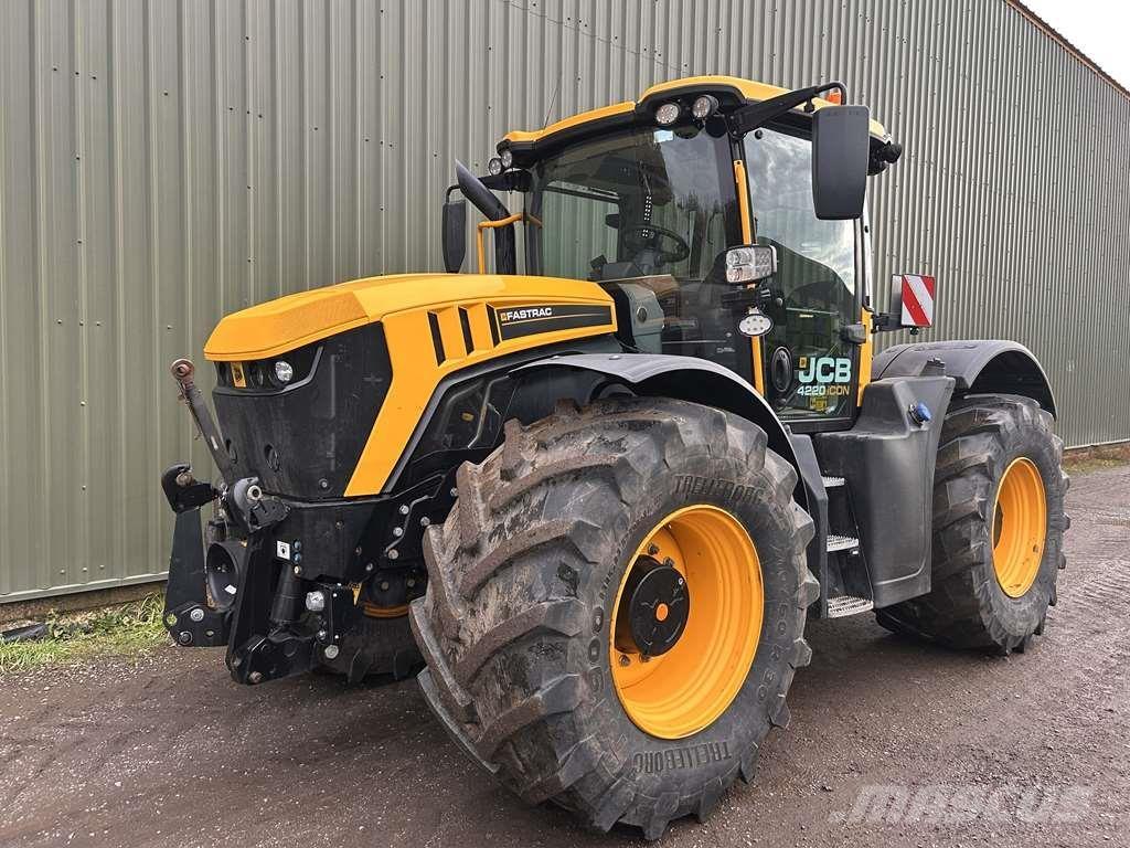 JCB Fastrac 4220 Traktorer