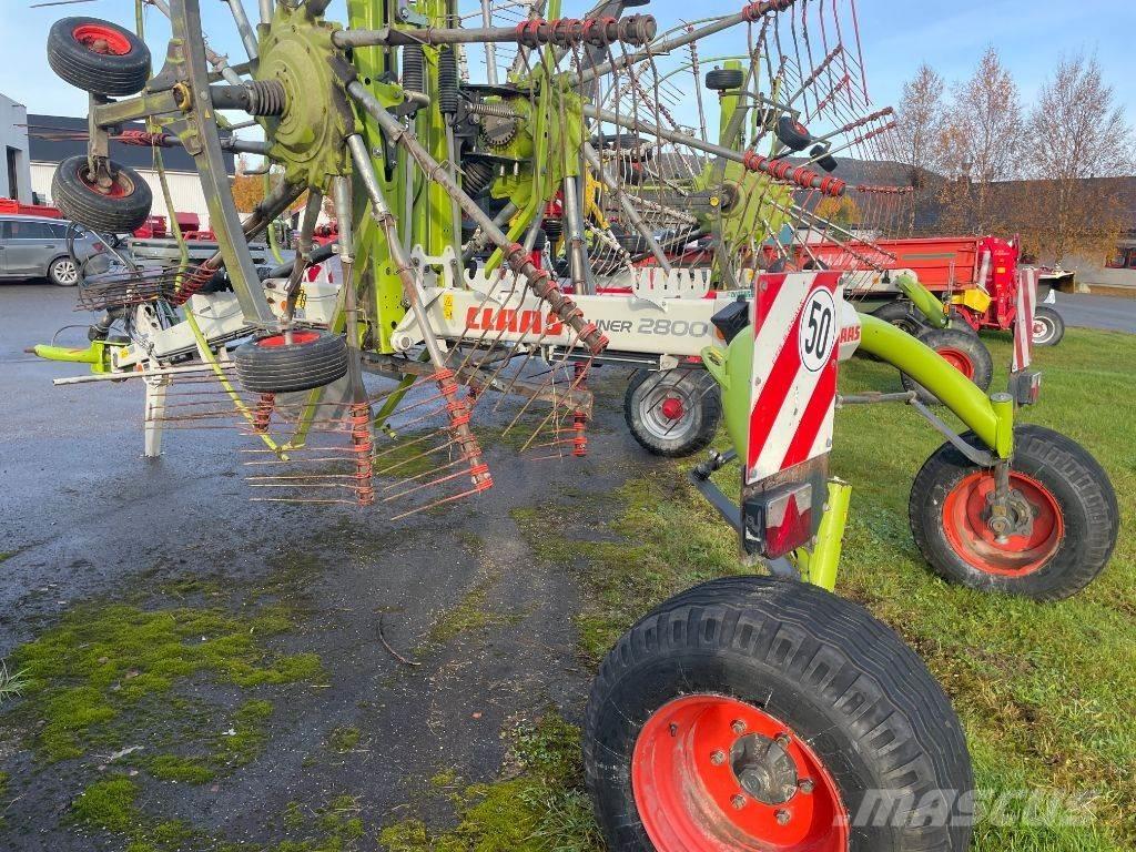 CLAAS Liner 2800 Vändare och luftare