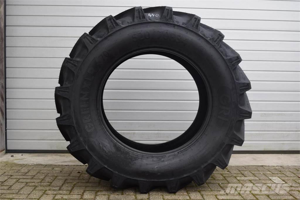  520/70R34 ***GRI*** Däck, hjul och fälgar
