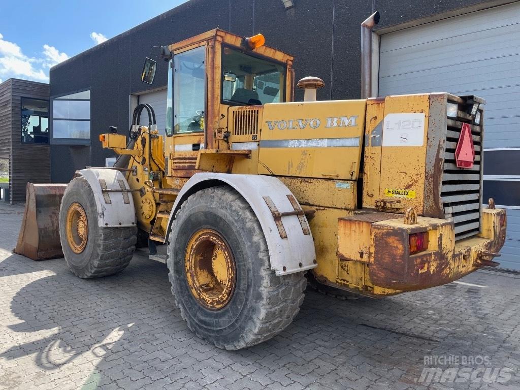 Volvo L120B Hjullastare