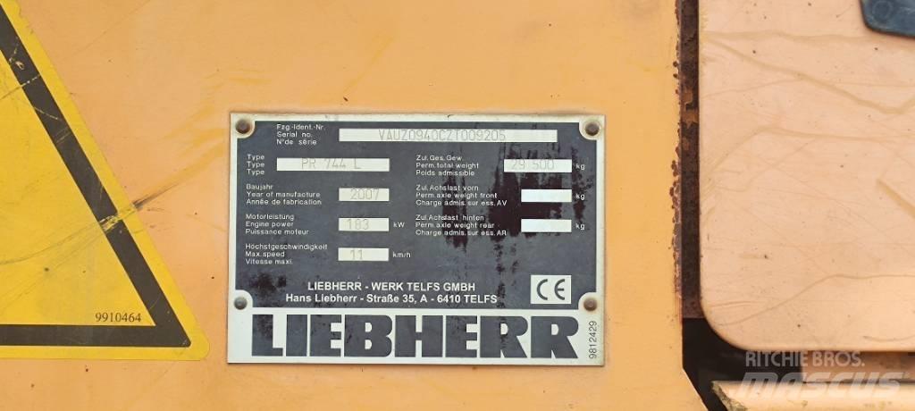Liebherr PR 744 L Bandschaktare