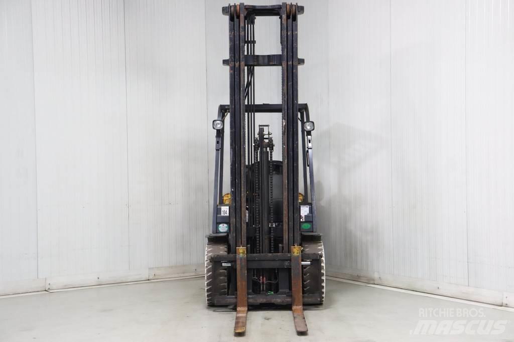 TCM FG30T3 Gasolmotviktstruckar
