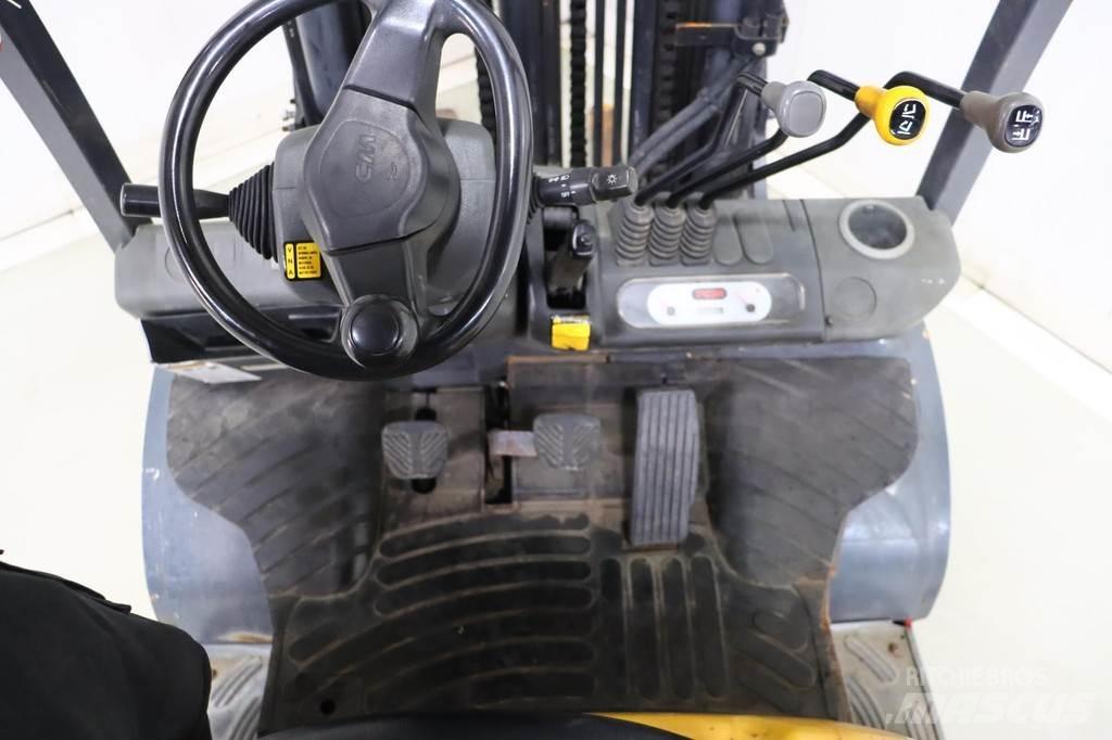 TCM FG30T3 Gasolmotviktstruckar