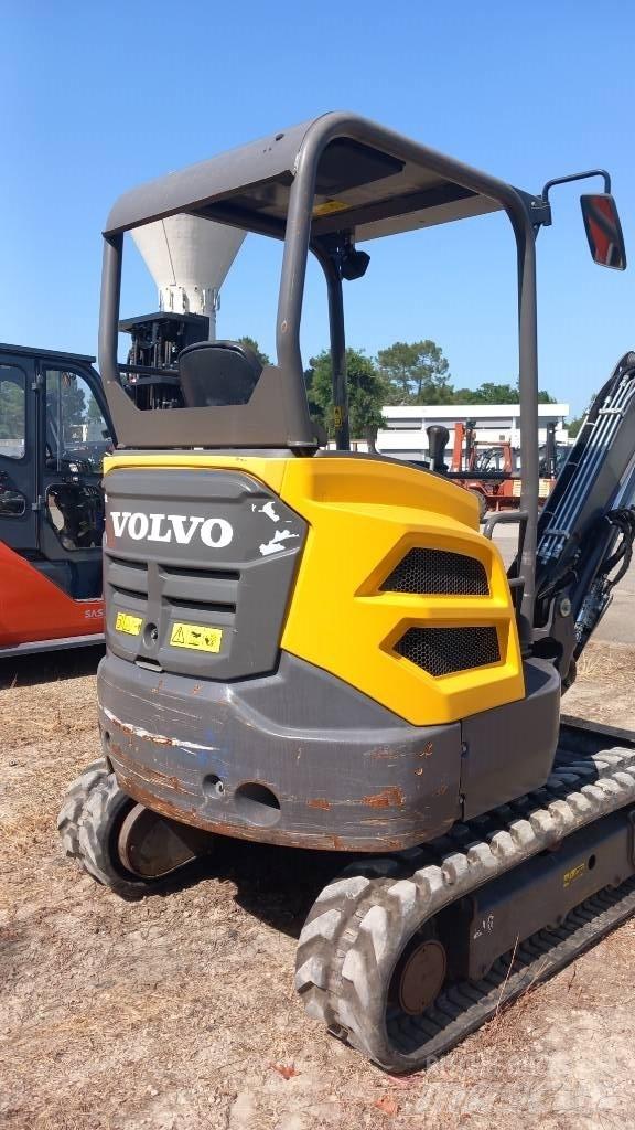 Volvo EC 27 D Minigrävare < 7t