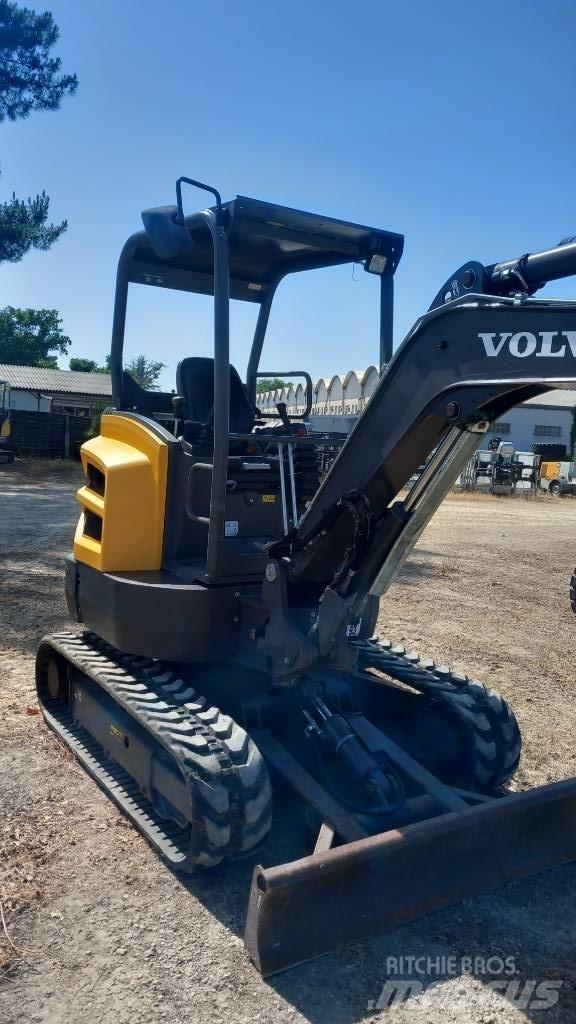 Volvo EC 27 D Minigrävare < 7t