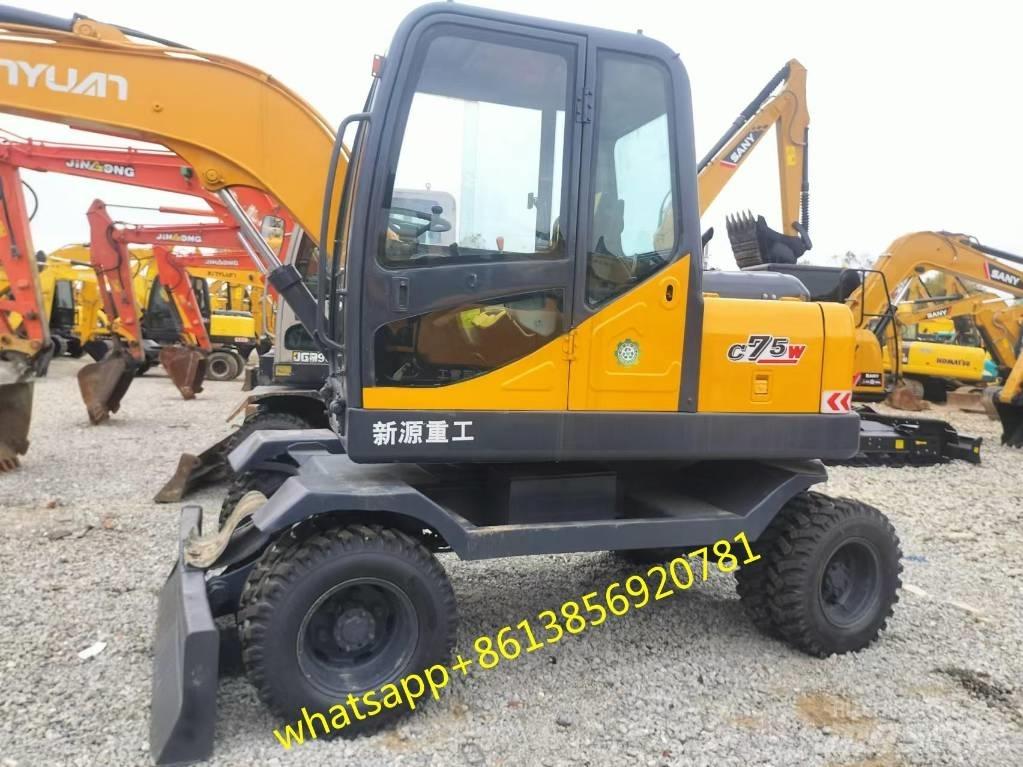 Xinyuan XYB75W Bandgrävare