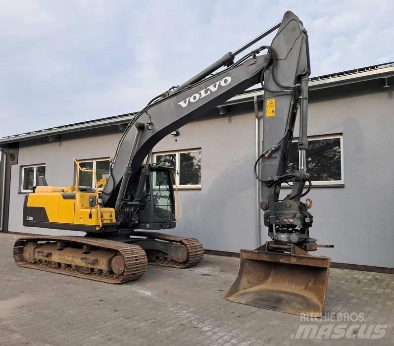 Volvo EC 220 DL Bandgrävare