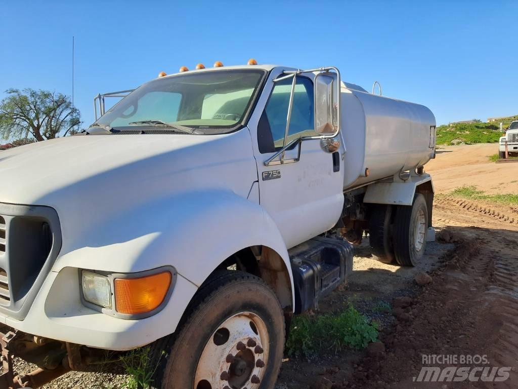 Ford F 750 Vattentankbilar