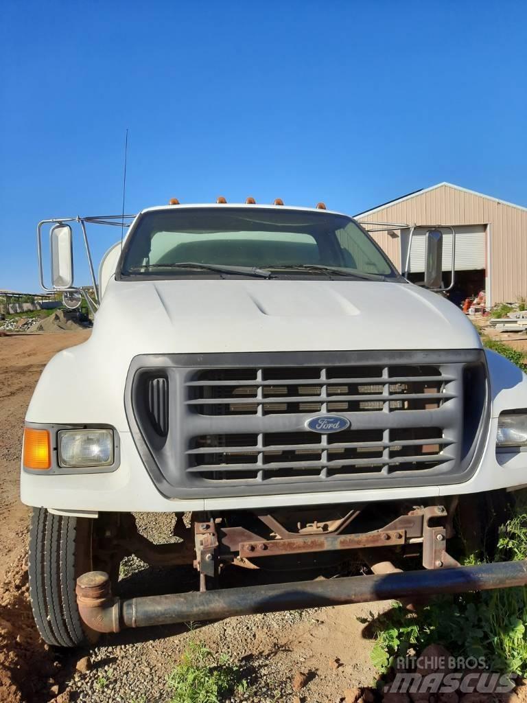 Ford F 750 Vattentankbilar