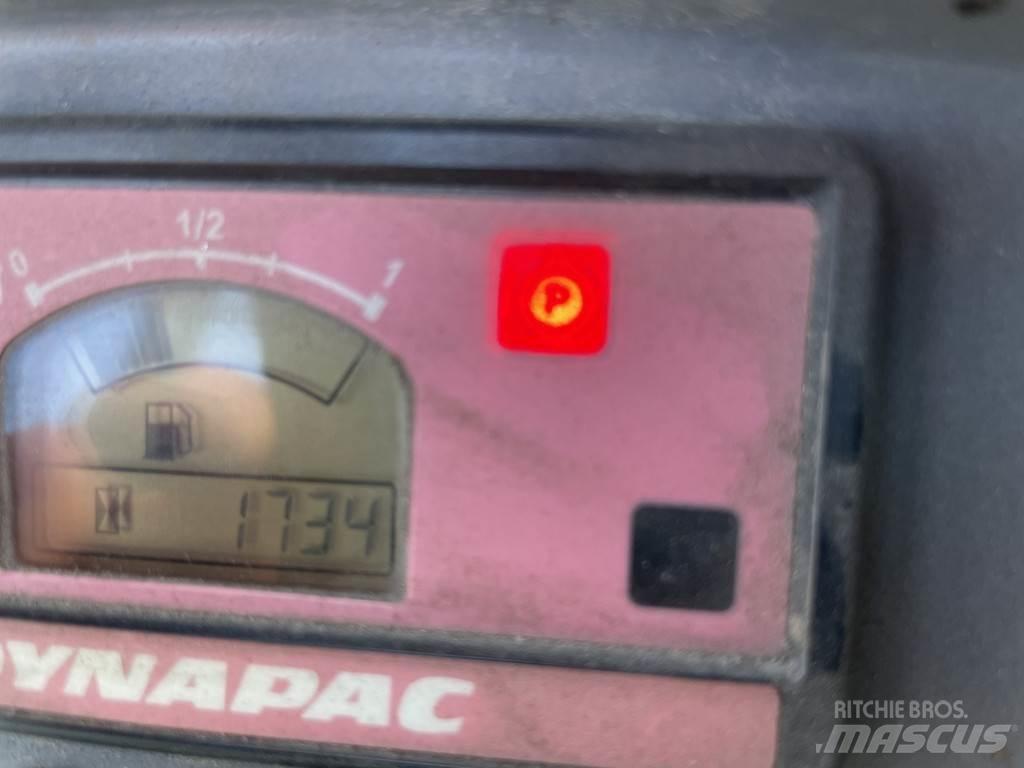 Dynapac CC1200 Tvåvalsvältar