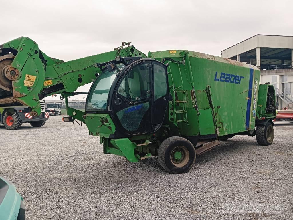 Faresin LEADER 2600 Fullfodervagnar